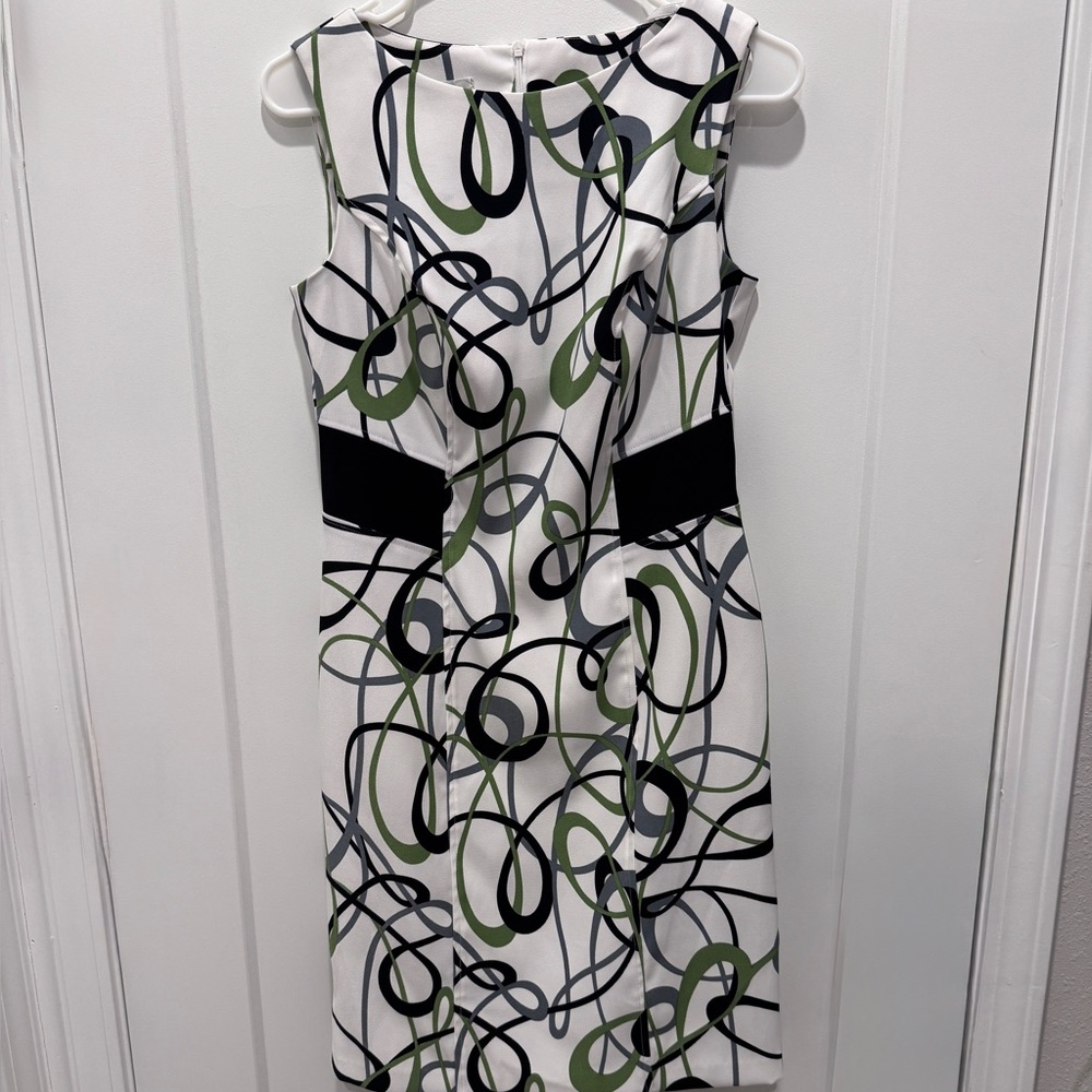 DressBarn Abstract Loop Dress in Black, Green, and White Size 4